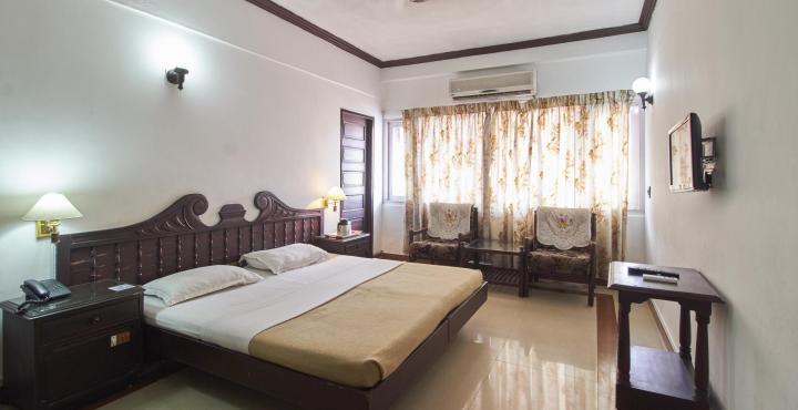 Alleppey Prince Hotel Alappuzha Exterior photo
